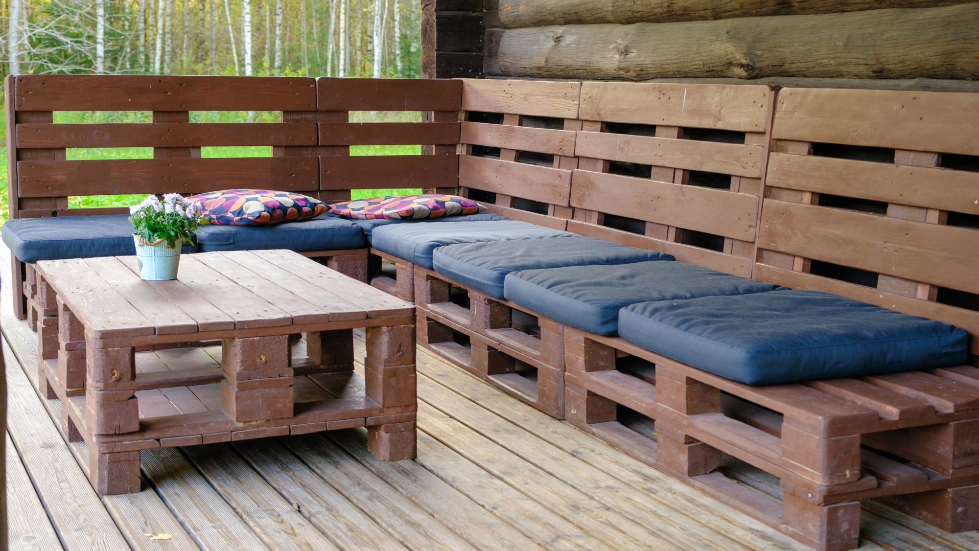 25 Brilliant Things You Can Make Out of Wood Pallets (Step-by-Step Guide + Creative Ideas)