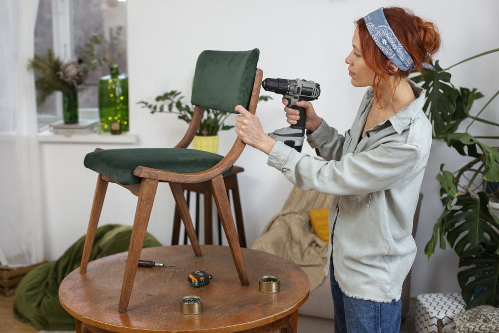 Furniture Restoration 101: How to Transform Old Pieces into Stunning DIY Creations
